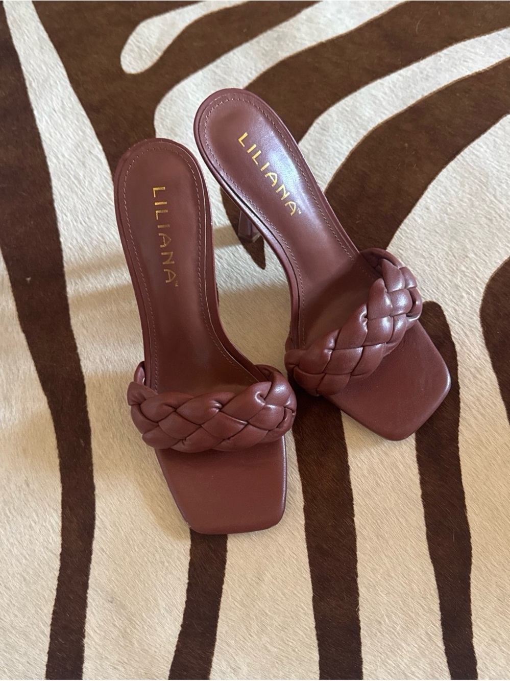 Liliana Braided Slide Heels in Mauve Brown